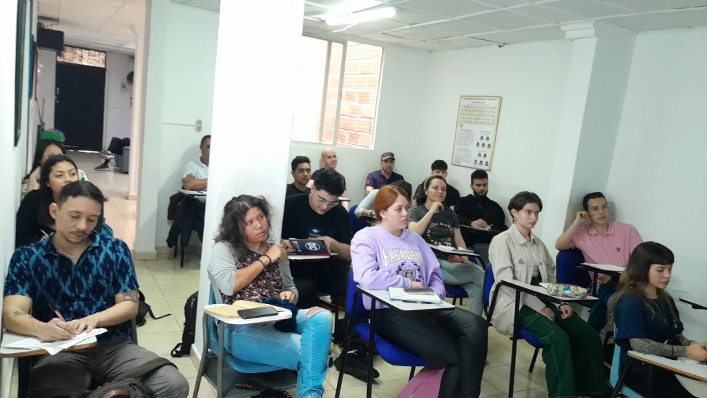 Escuela de conducción Medellín